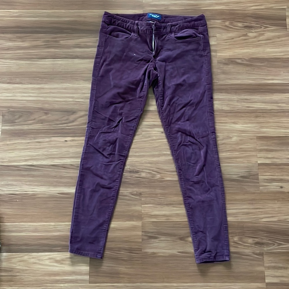 Wine color corduroy skinny jeans from American Eagle size 6